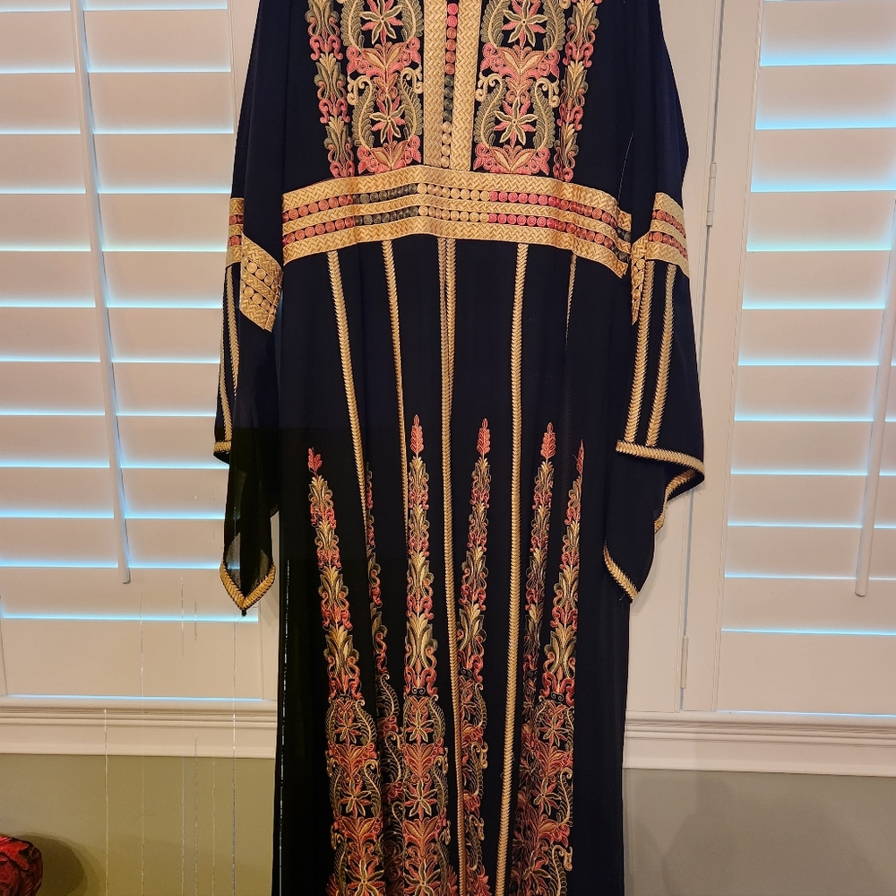 Elegant Black and Gold Embroidered Kaftan Dress